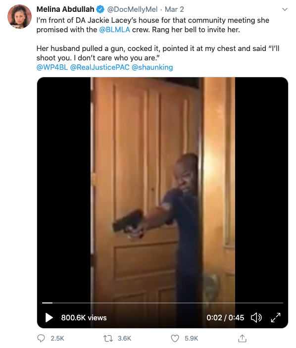 Linked snapshot of Twitter video of the incident